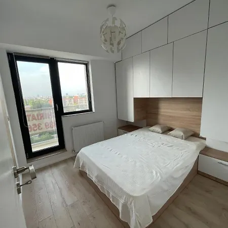 Emerald Luxury Near Presidential Palace Boekarest